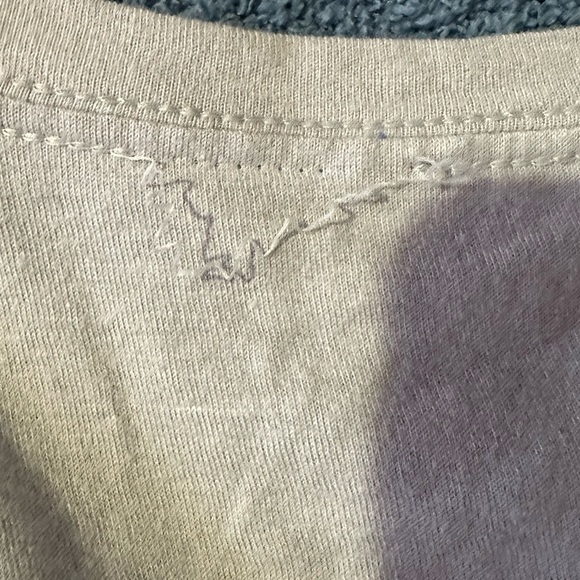 Hot Topic Tee - Picture 5 of 7